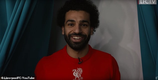 Salah và đồng đội tạo bất ngờ cho CĐV nhí - Bóng Đá