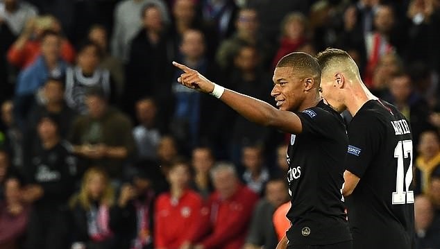 ảnh Liverpool tới sân tập - Bóng Đá