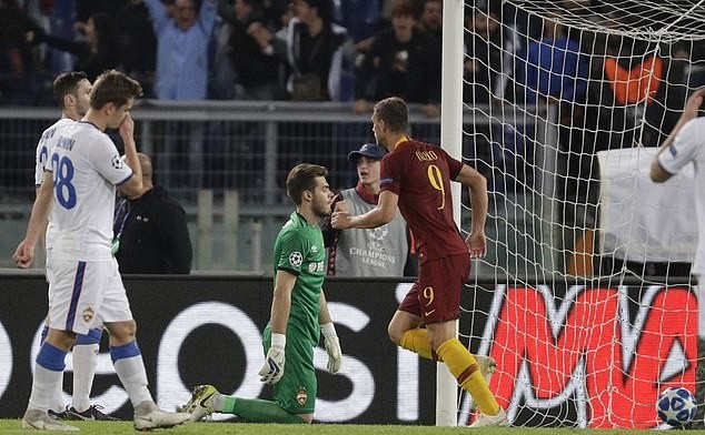 Dzeko lập cú đúp, AS phả hơi nóng vào gáy Real Madrid - Bóng Đá
