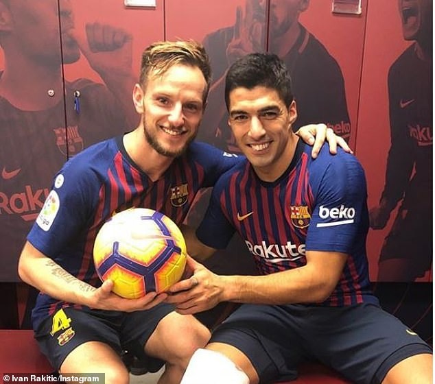 Lập hattrick vào lưới Real, Suarez tìm ngay đến Messi - Bóng Đá