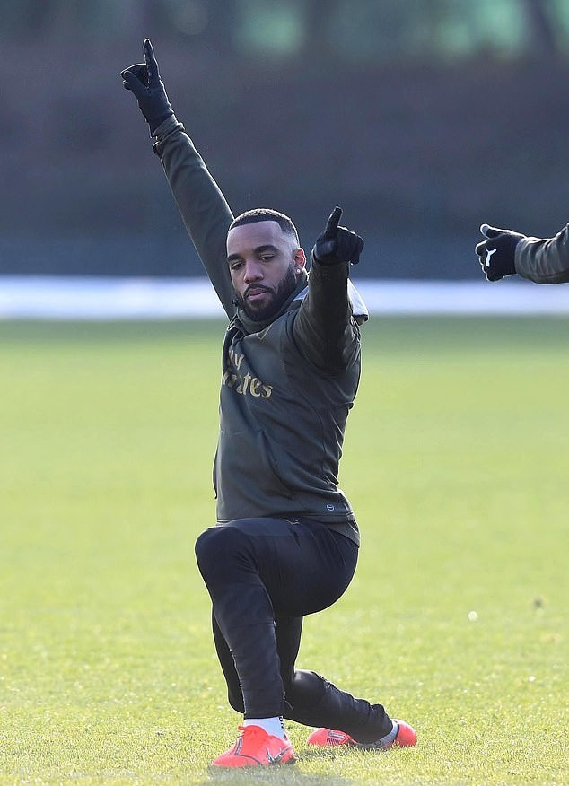 Chưa đá, sao Arsenal đã ra dấu hiệu chiến thắng trước Man City - Bóng Đá