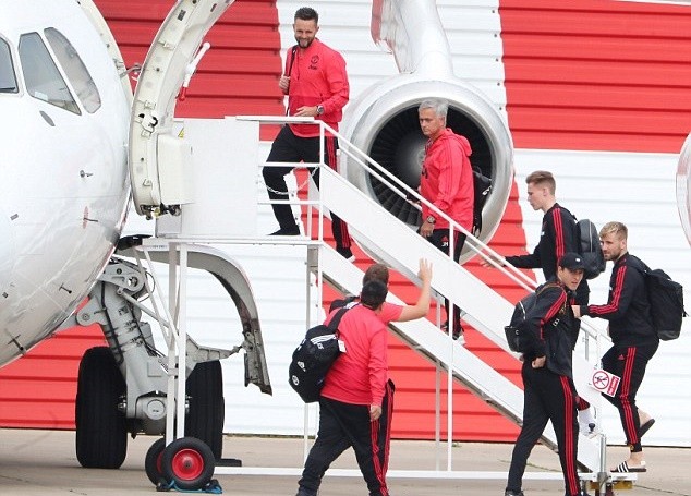 NÓNG: Rõ chuyện ra sân đại chiến PSG của Roberto Firmino - Bóng Đá
