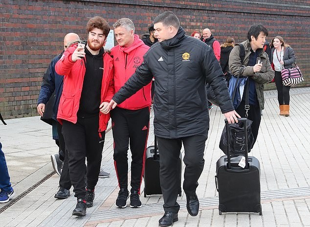 M.U hừng hực khí thế tới London, Solskjaer trao cơ hội cho sao trẻ - Bóng Đá