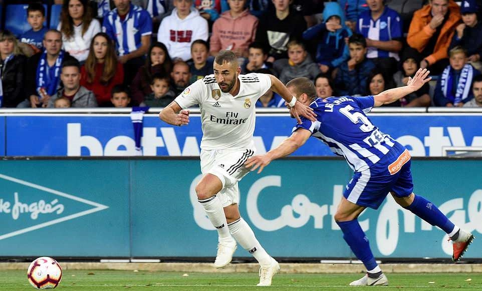 Ronaldo rực sáng trong ngày Real lập 'kỷ lục' tệ không tưởng - Bóng Đá