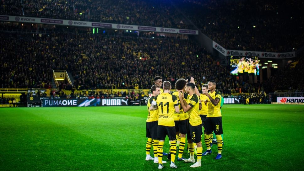 Tổng hợp Bundesliga: Bayern Munich tuyệt vọng bám đuổi Dortmund - Bóng Đá