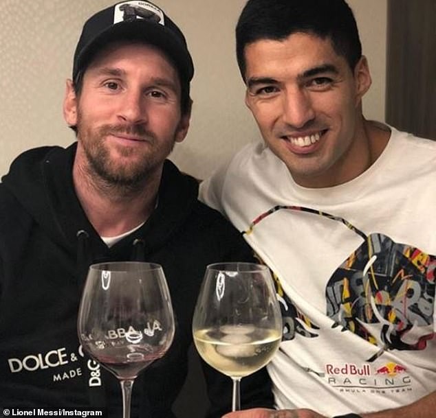 Lập hattrick vào lưới Real, Suarez tìm ngay đến Messi - Bóng Đá