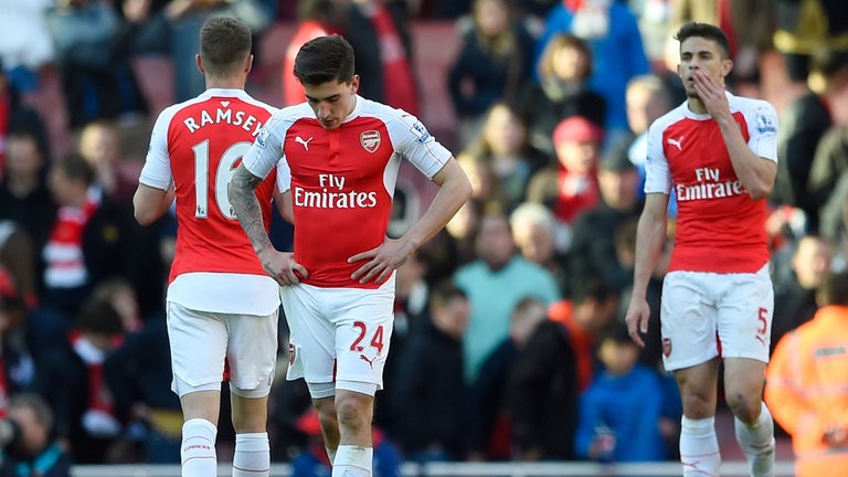 Ở một thế giới khác: Tottenham số 1, Arsenal chót bảng Premier League - Bóng Đá
