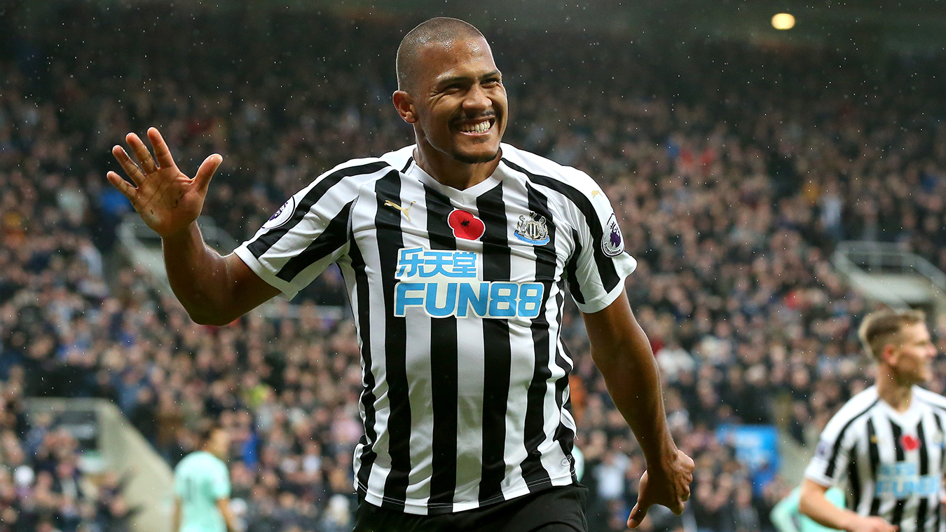 10 thống kê đáng chú ý trước vòng 14 Ngoại hạng Anh: Kỷ lục 'khủng' chờ Sterling - Bóng Đá