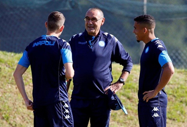 Góc nhìn ngược: Chờ Maurizio Sarri 