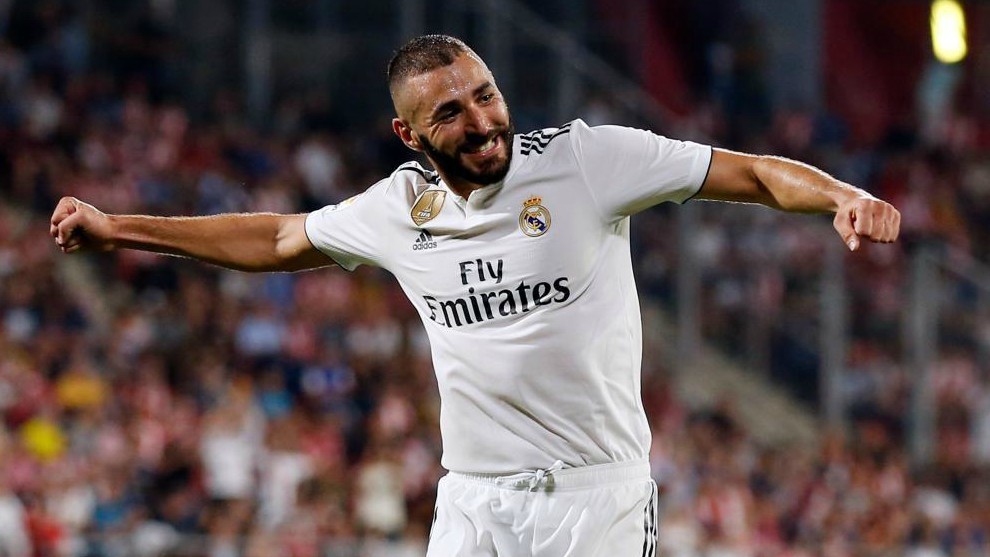 Ronaldo vừa đi, Benzema đã vượt mặt - Bóng Đá