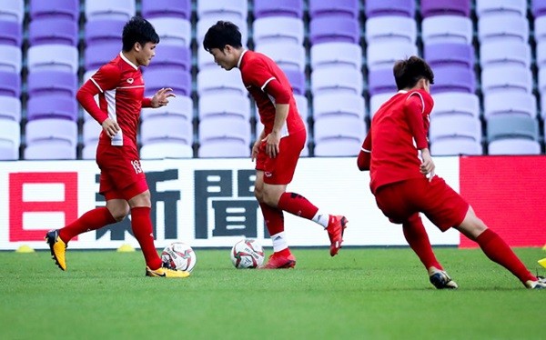 Tuyển Việt Nam lần đầu tiên không được thử sân ở Asian Cup 2019 - Bóng Đá