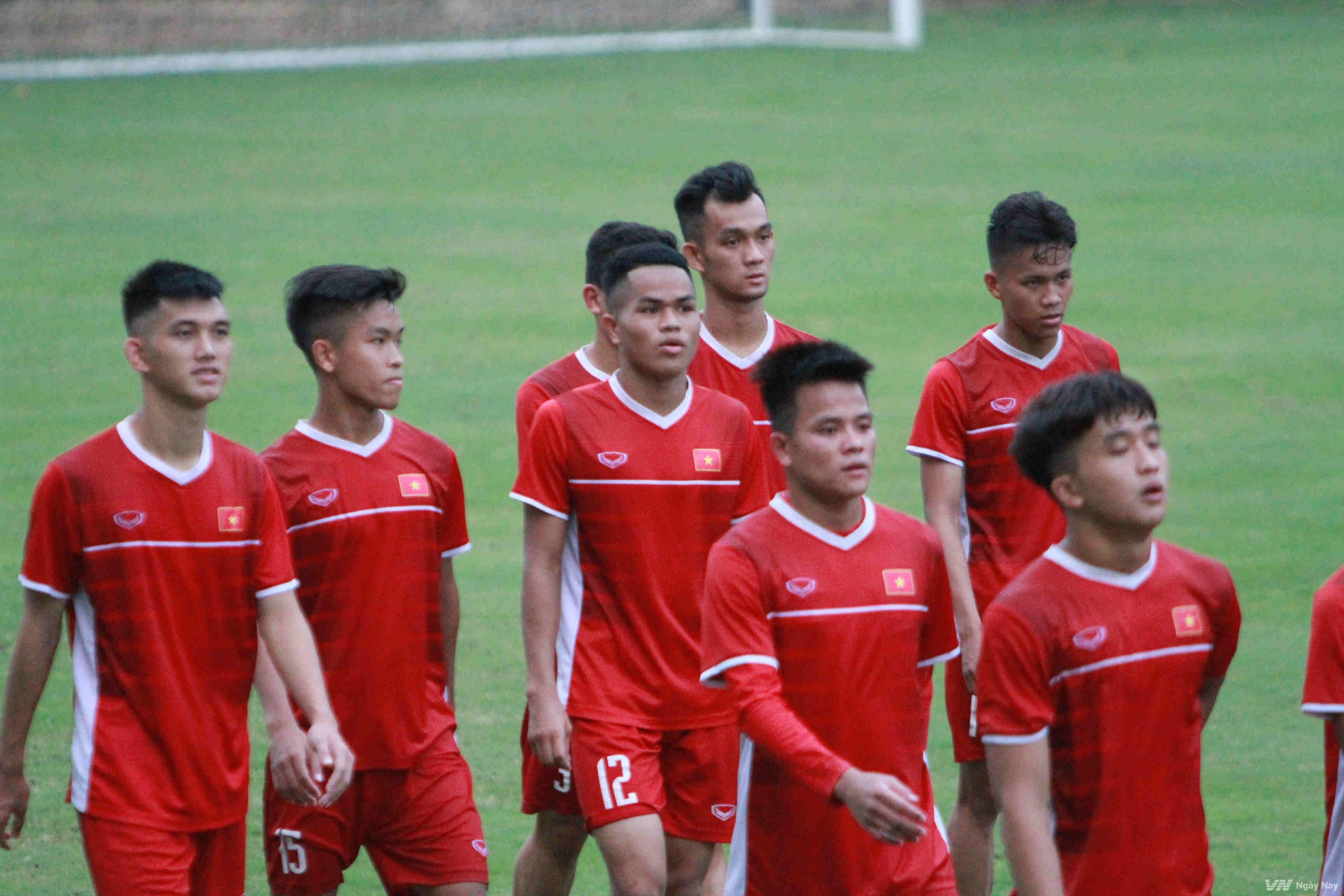 Từ thất bại của U19 Việt Nam: Hãy quen với điều đó - Bóng Đá