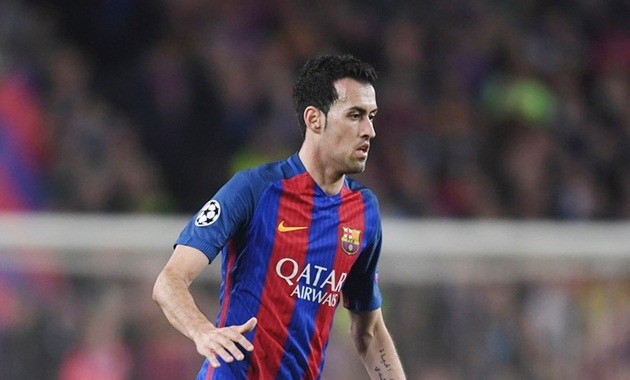 Sergio Busquets: Vĩ đại từ sự giản đơn (Phần 2) - Bóng Đá