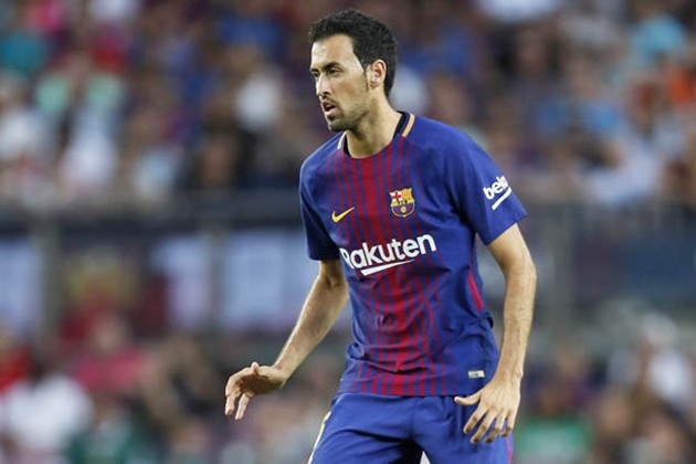 Barca bất ngờ tìm ra vị cứu tinh cho hàng thủ - Bóng Đá