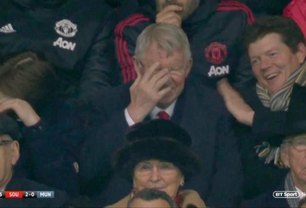Sir Alex phản ứng ra sao khi MU thua chóng vánh 2-0 trước Southampton?  - Bóng Đá