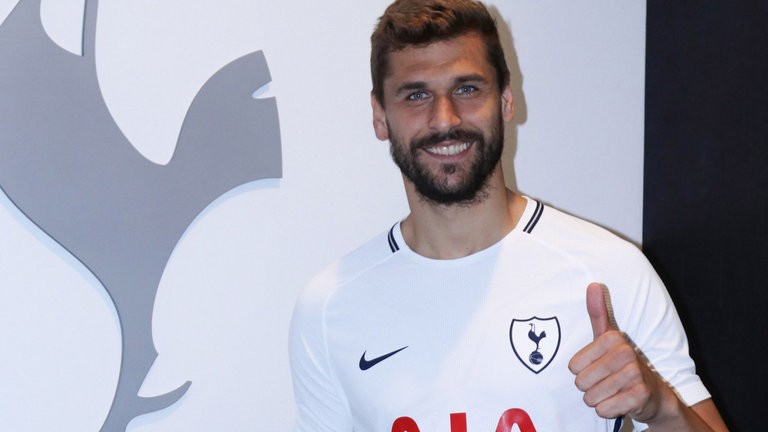 Pochettino: Kane hãy coi chừng Llorente - Bóng Đá