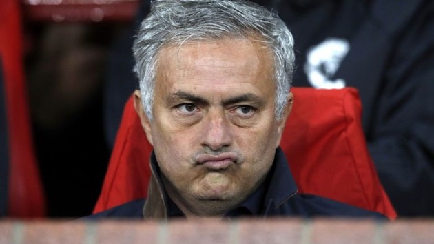 Zlatan bảo vệ Mourinho trước tâm bão - Bóng Đá