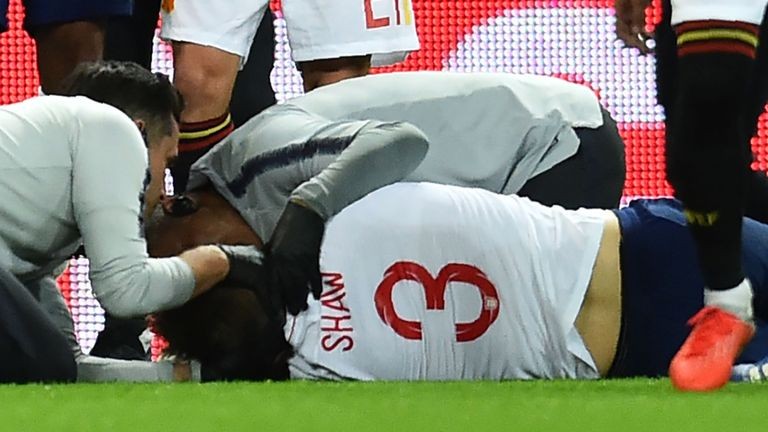 Shaw bỏ lỡ trận Watford - Bóng Đá