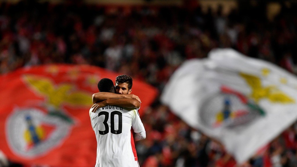 Benfica 1 - 2 CSKA Moscow - Bóng Đá