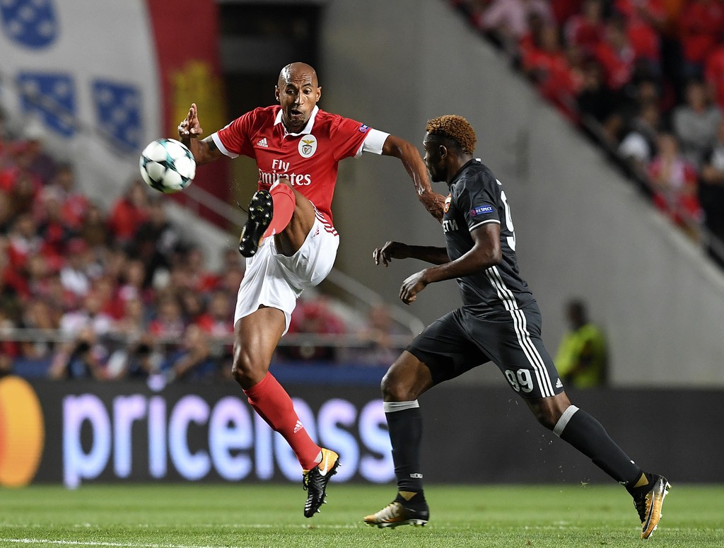 Benfica 1 - 2 CSKA Moscow - Bóng Đá