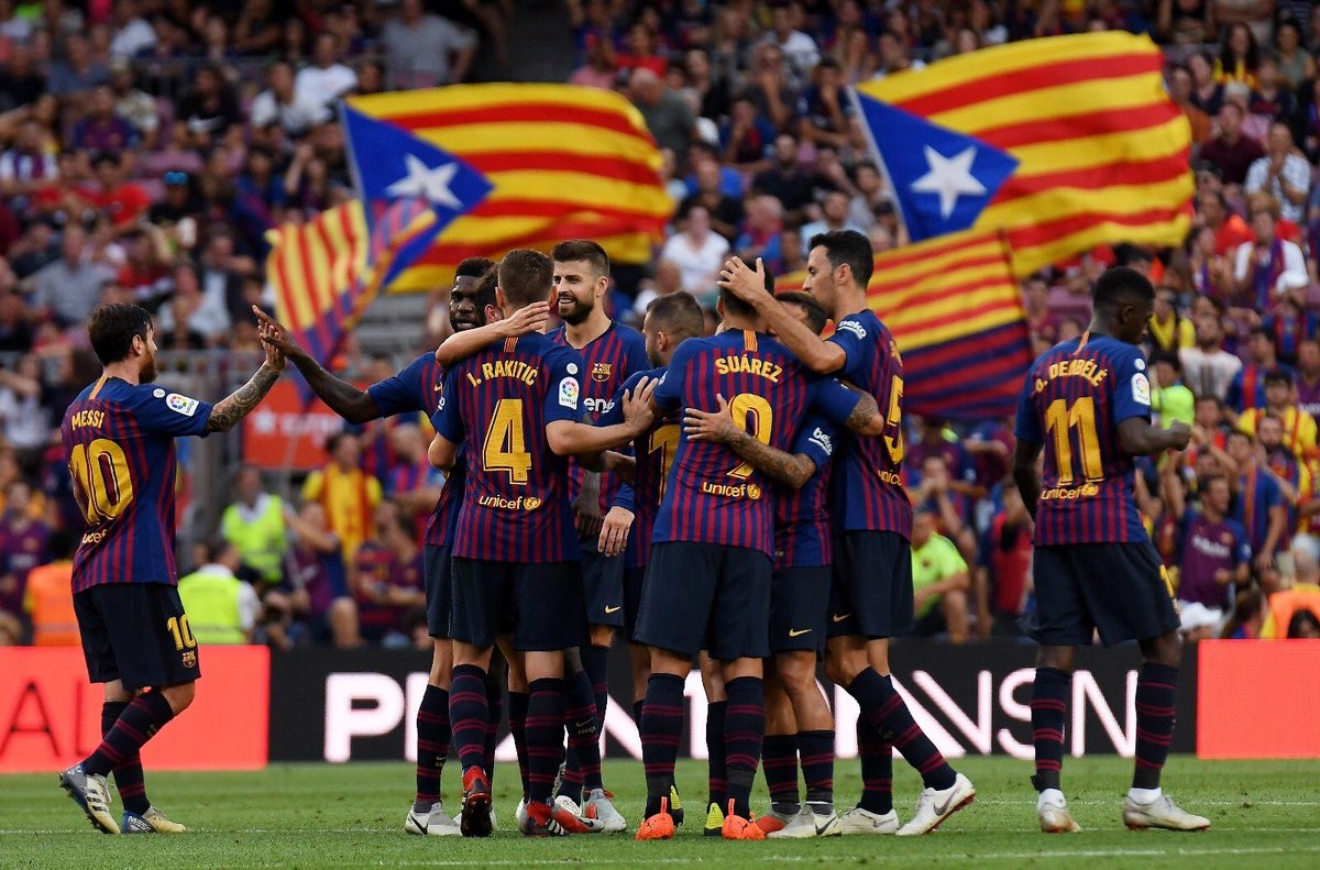 Sociedad 1-2 Barcelona - Bóng Đá