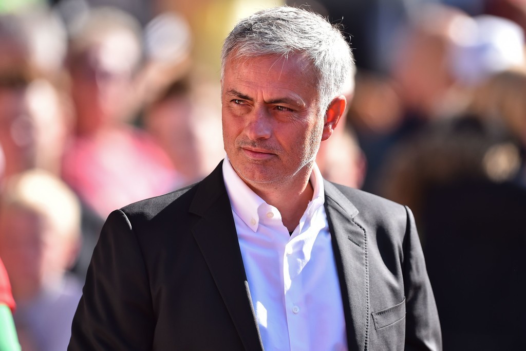 Thắng nhọc trước Southampton, Mourinho đổ tại thời tiết - Bóng Đá