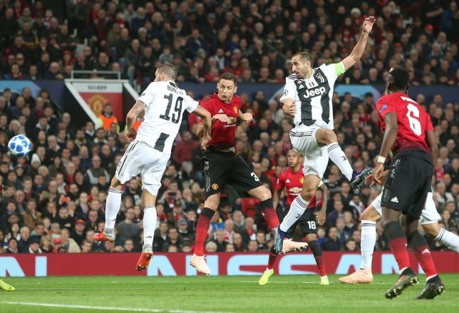 Phil Neville: 'Man Utd nên dốc hầu bao mua bộ đôi Juventus này ngay' (Bonucci và Chiellini) - Bóng Đá