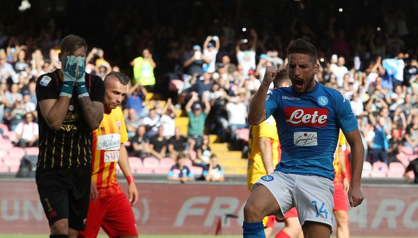 Napoli 6-0 Benevento: Cơn điên của 'IMC' - Bóng Đá