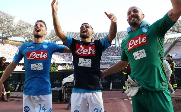 Napoli 6-0 Benevento: Cơn điên của 'IMC' - Bóng Đá