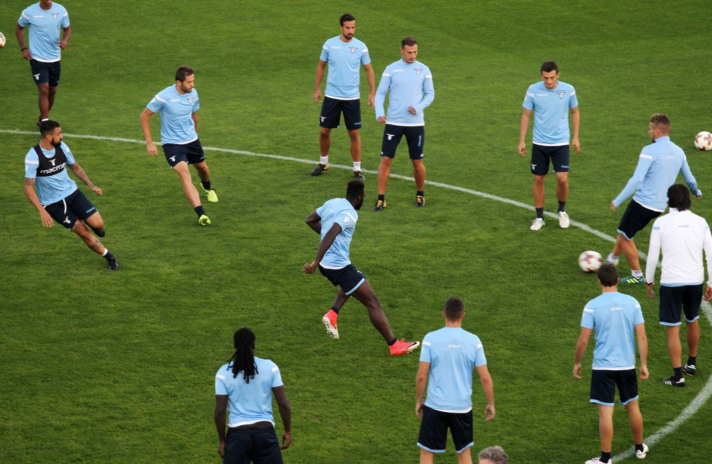 Inzaghi đối đầu với em trai Lukaku trên sân tập Lazio - Bóng Đá