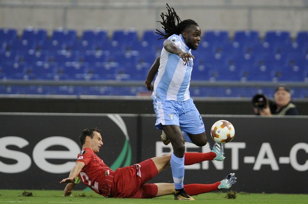 SS Lazio 2-0 Zulte Waregem - Bóng Đá