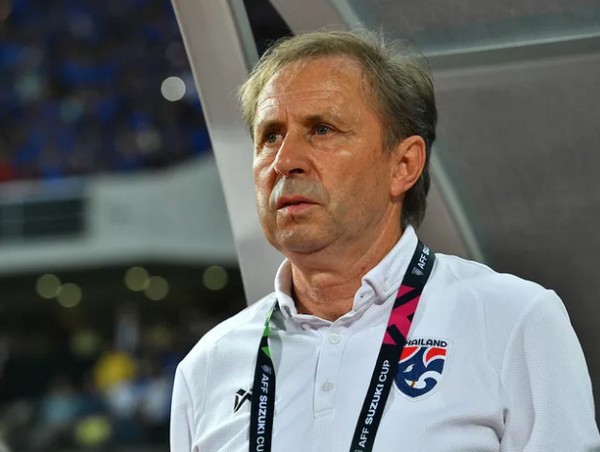 HLV Thái Lan đối diện nguy cơ bị sa thải sau Asian Cup 2019 - Bóng Đá