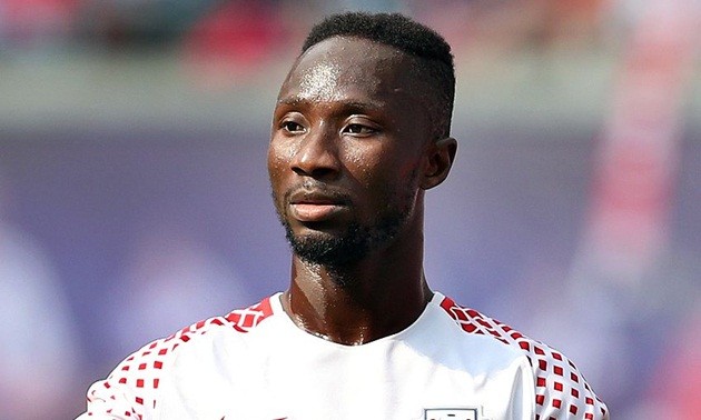 Đối thoại cùng Klopp: Thuyết phục Coutinho, Chamberlain chơi quá đa năng - Bóng Đá