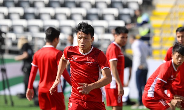 Trực tiếp ĐT Việt Nam 0-0 ĐT Iran: Công Phượng, Quang Hải đá chính - Bóng Đá
