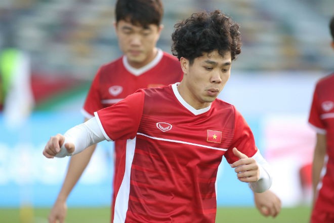 Trực tiếp ĐT Việt Nam 0-0 Iraq (H1): HLV Park Hang-seo gây bất ngờ - Bóng Đá