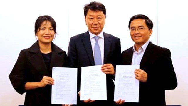 GĐKT Chung Hae Seong nhận lương khủng chẳng kém gì HLV trưởng ĐTQG  - Bóng Đá