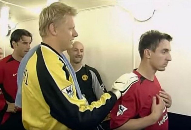 'Cầu thủ Man Utd ghét tất cả mọi người và ngược lại' - Bóng Đá