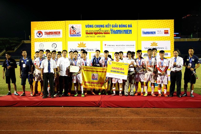 Trở thành cựu vượng, thầy Công Phượng chỉ trích trọng tài - Bóng Đá