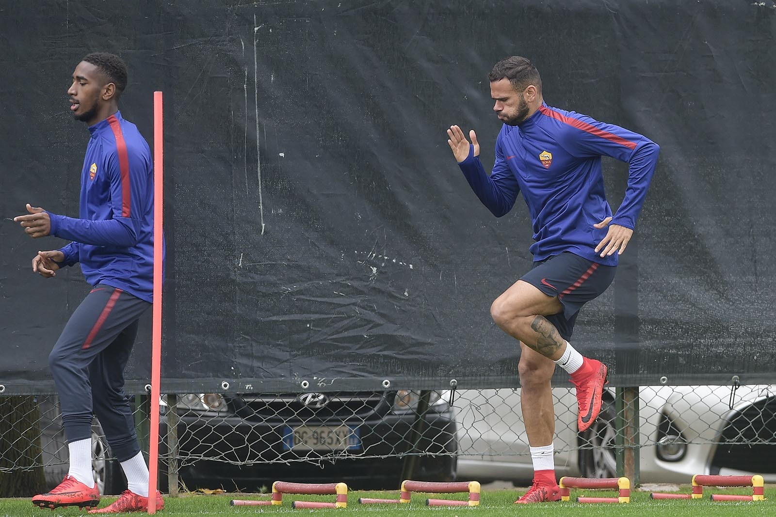 Roma tập luyện - Bóng Đá