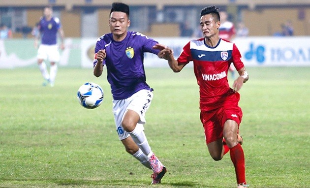 V-League hạ màn: Vừa đá vừa chờ 