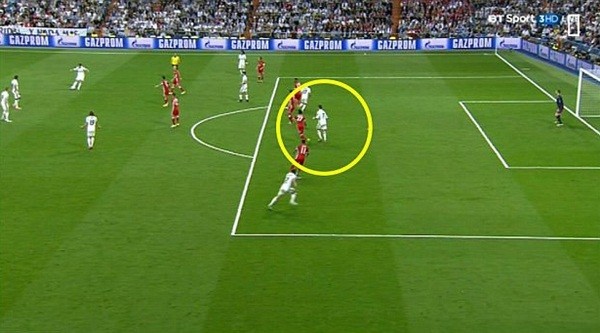 Champions League áp dụng VAR: Cú đấm vào đế chế Real? - Bóng Đá