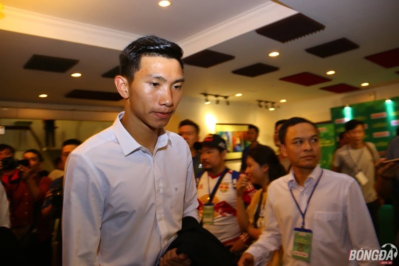 Trực tiếp quả bóng vàng Việt Nam 2018: Lần đầu cho Quang Hải - Bóng Đá