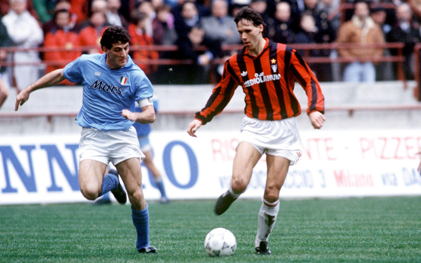 5 kỷ niệm đáng nhớ tại San Paolo giữa Napoli và Milan: Cú poker của một huyền thoại - Bóng Đá