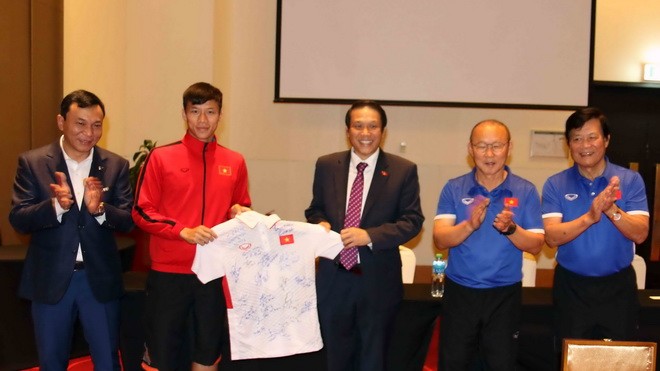 Điểm tin bóng đá Việt Nam tối 07/01: Cầu thủ HAGL bị loại khỏi ĐT Việt Nam - Bóng Đá