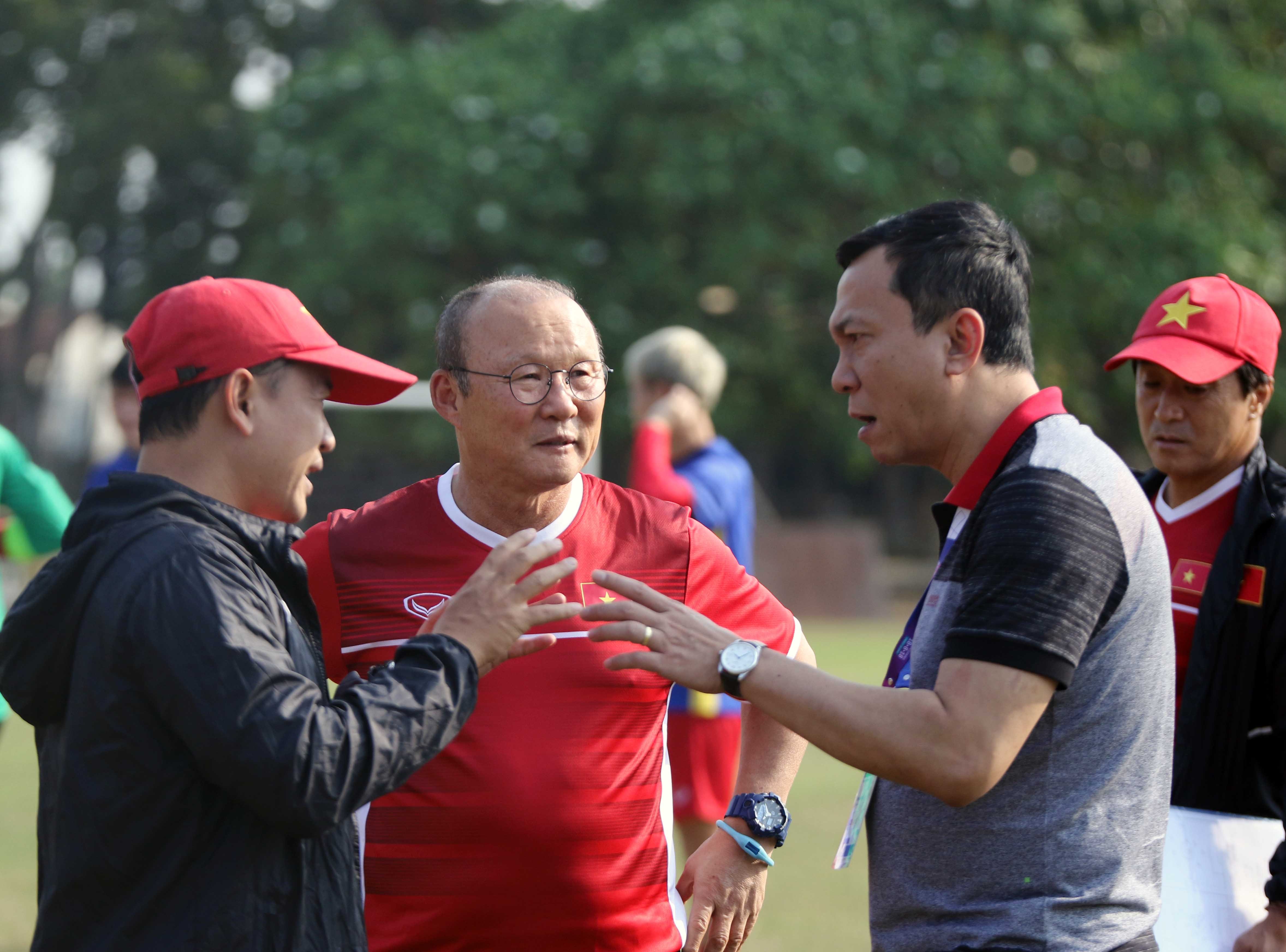 Ban huấn luyện hài lòng về sân tập của U23 Việt Nam tại ASIAD 2018 - Bóng Đá