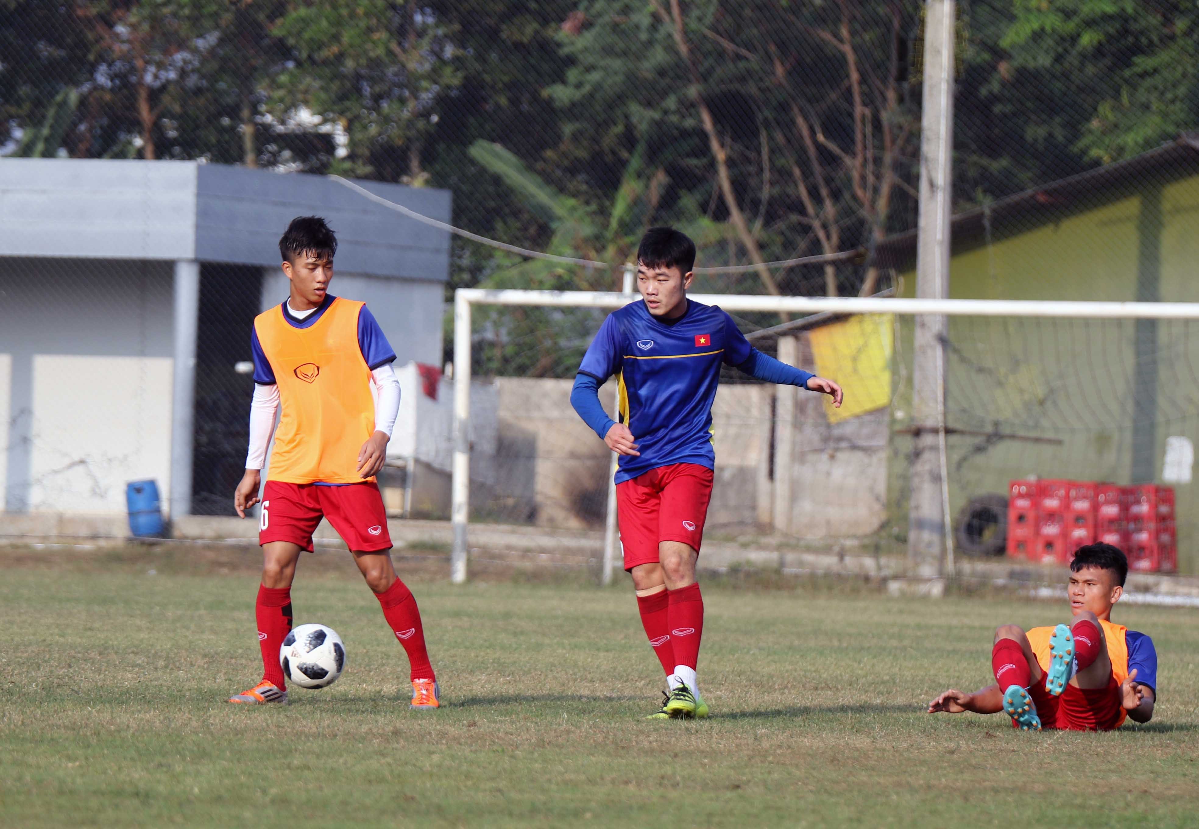 Ban huấn luyện hài lòng về sân tập của U23 Việt Nam tại ASIAD 2018 - Bóng Đá