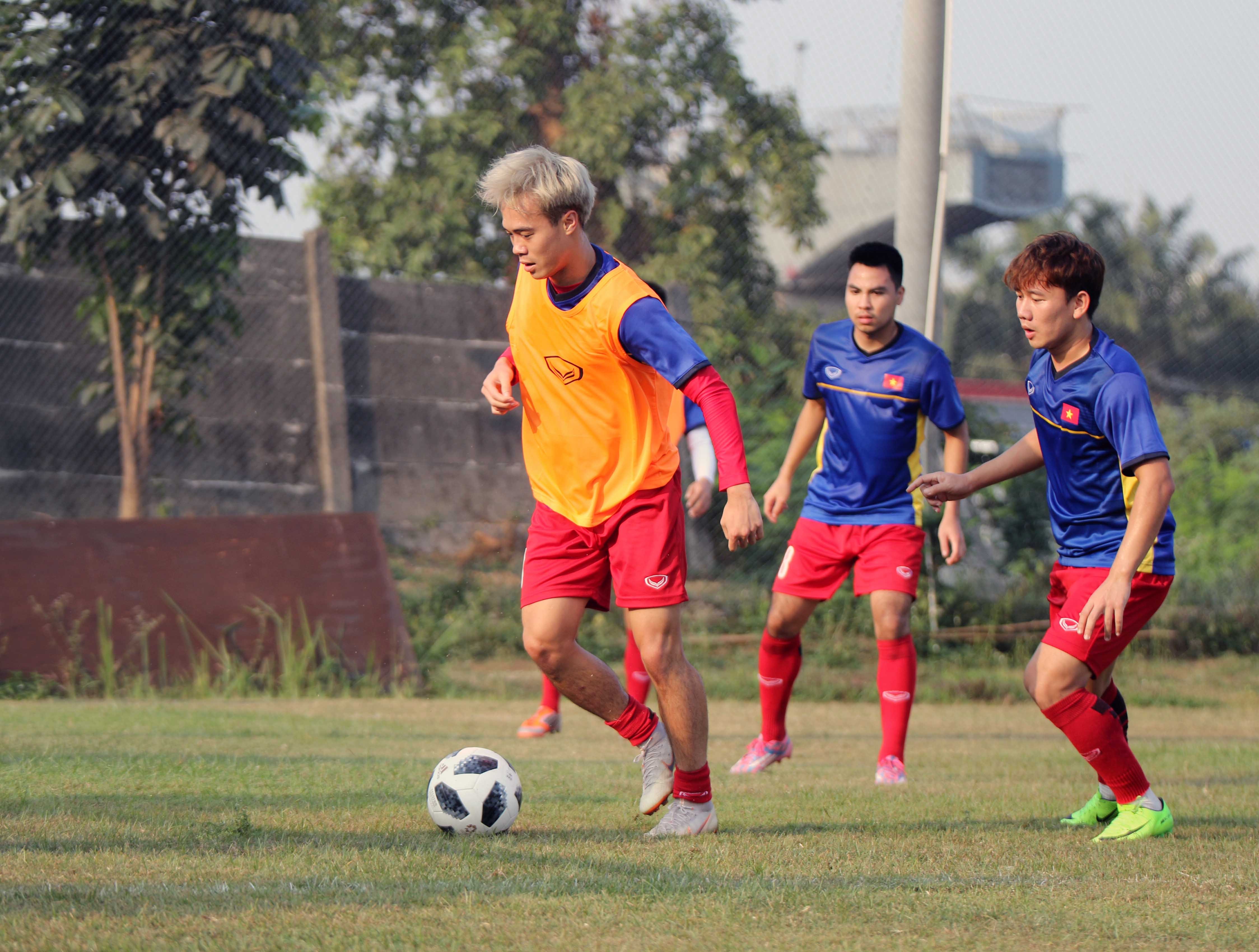 Ban huấn luyện hài lòng về sân tập của U23 Việt Nam tại ASIAD 2018 - Bóng Đá