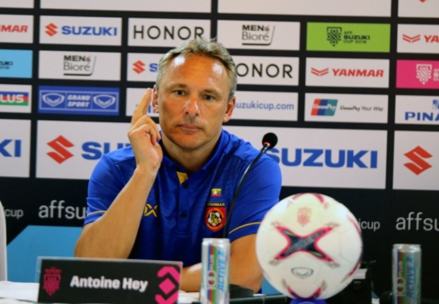  - Bóng Đá
