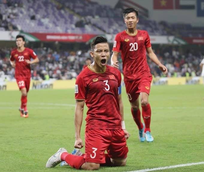 Bất ngờ! Quế Ngọc Hải xuất sắc hơn 