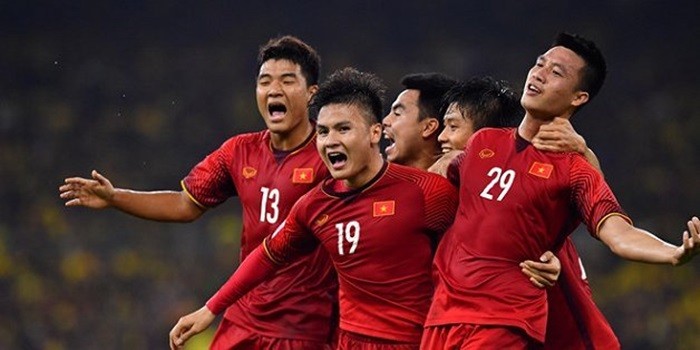 CĐV Việt Nam: 